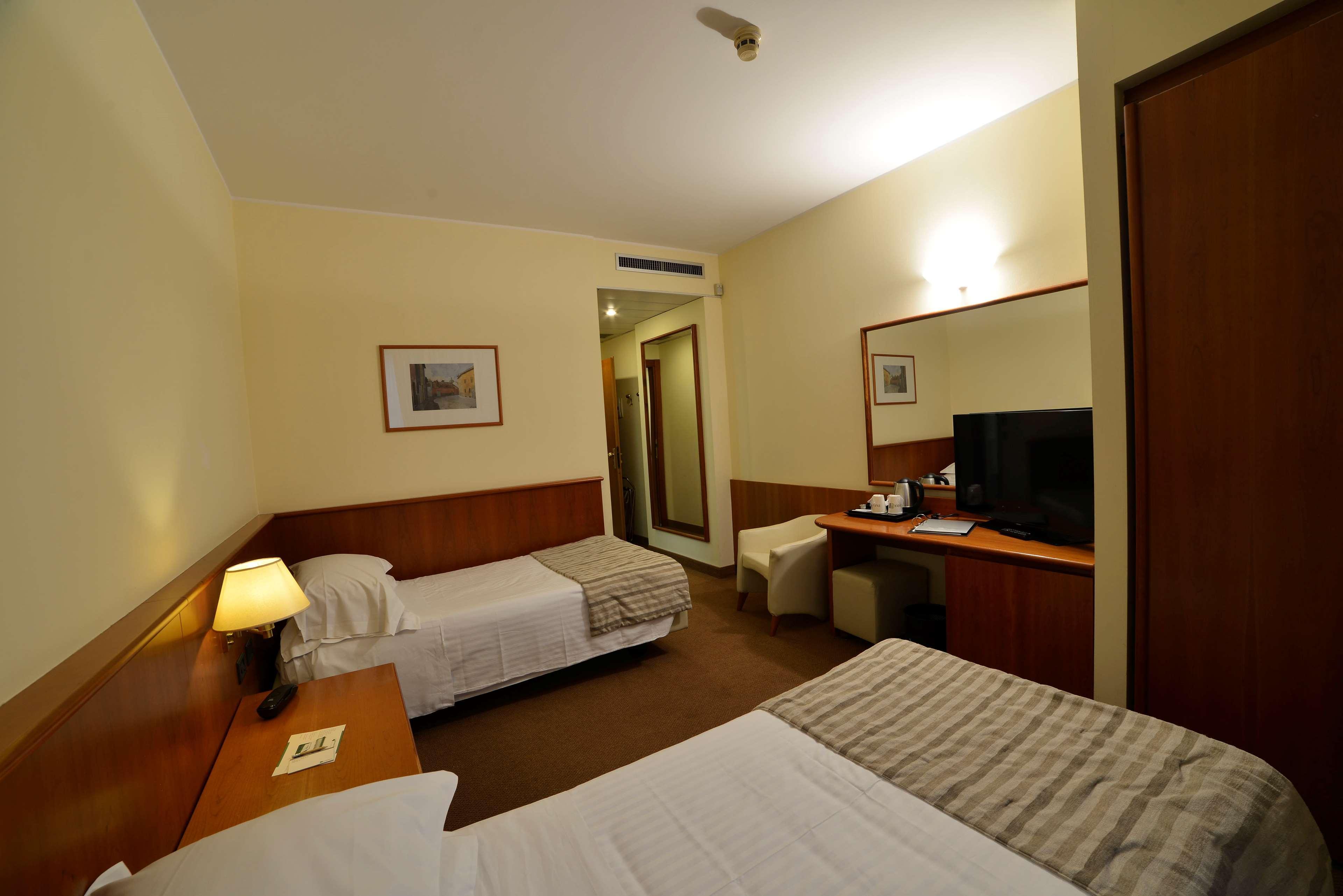 Best Western Park Hotel Piacenza Exterior photo