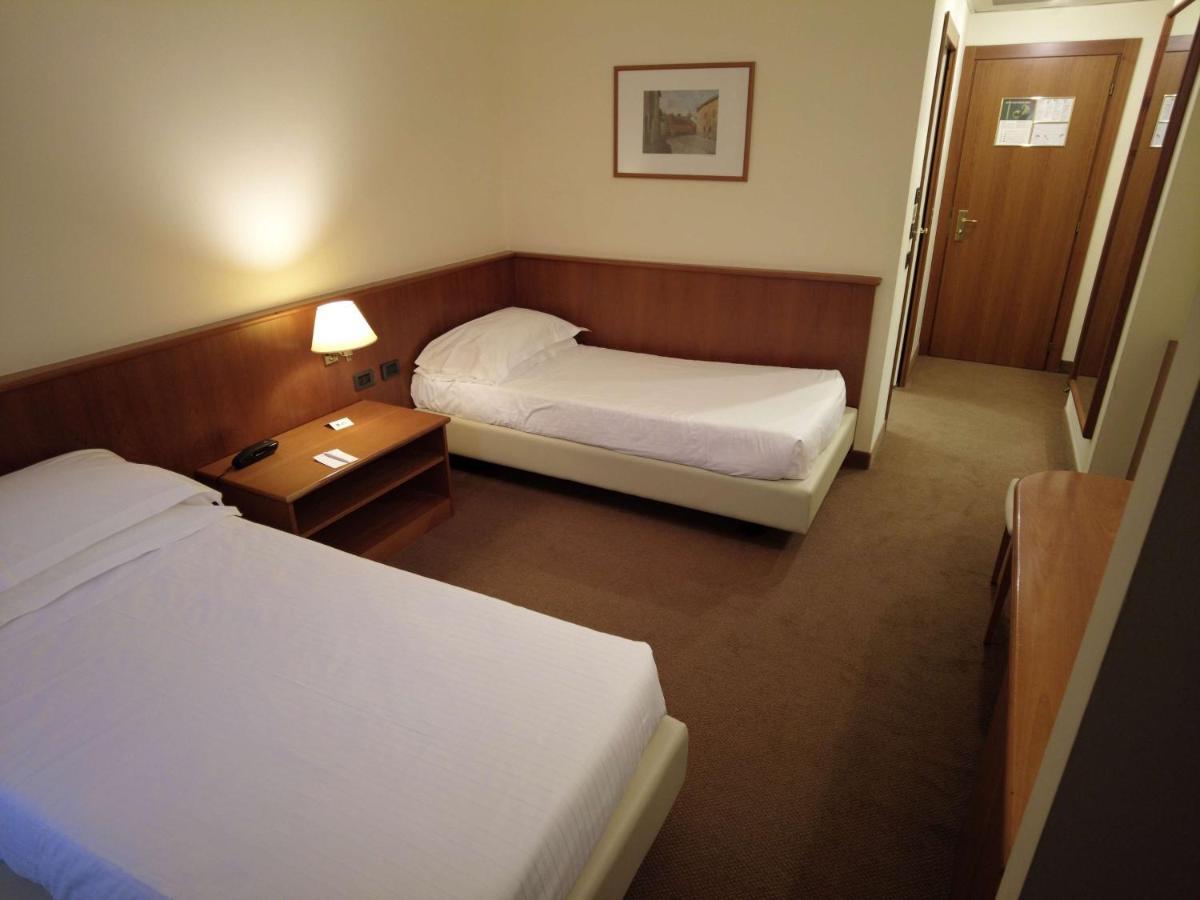 Best Western Park Hotel Piacenza Exterior photo