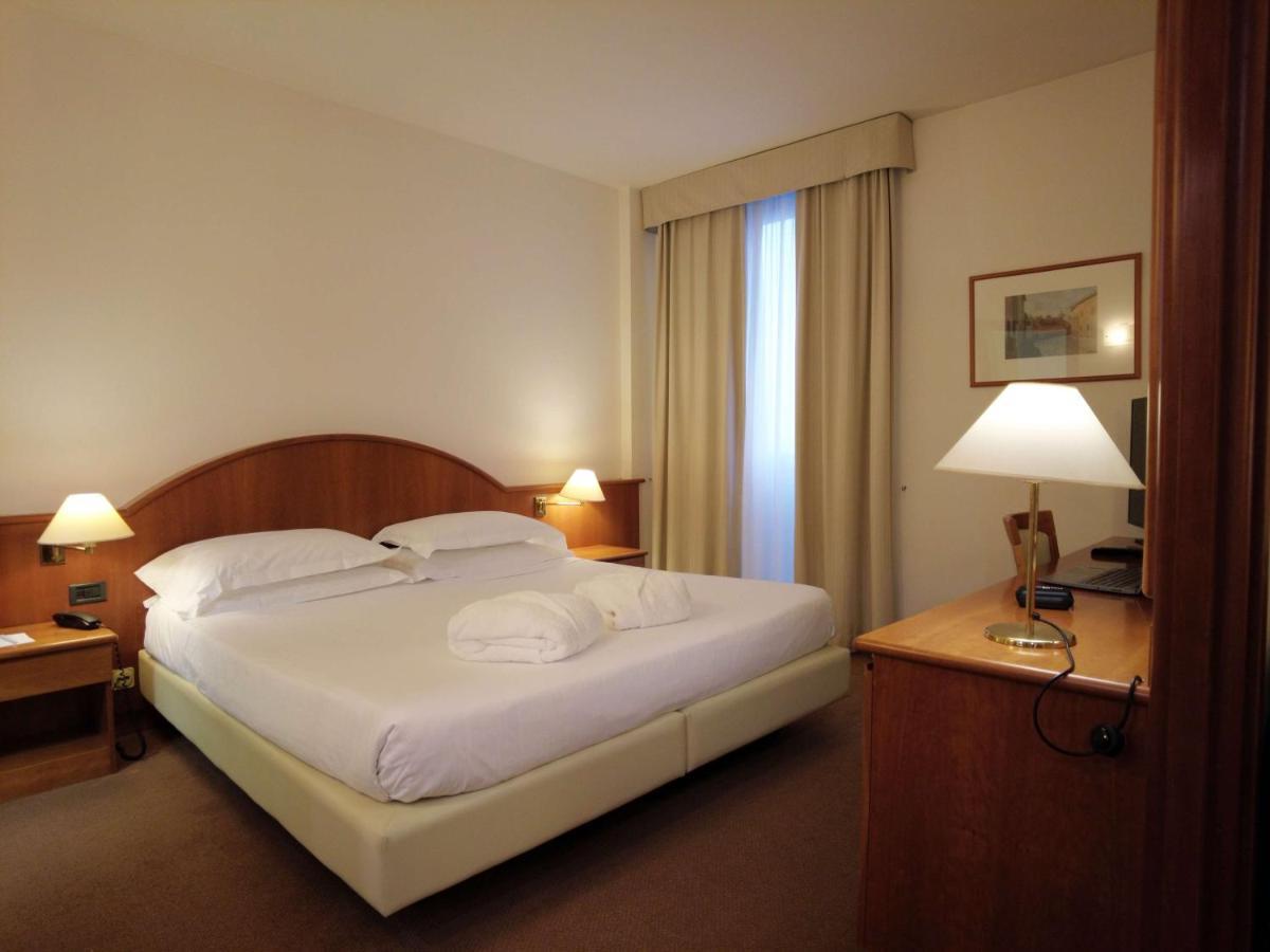 Best Western Park Hotel Piacenza Exterior photo