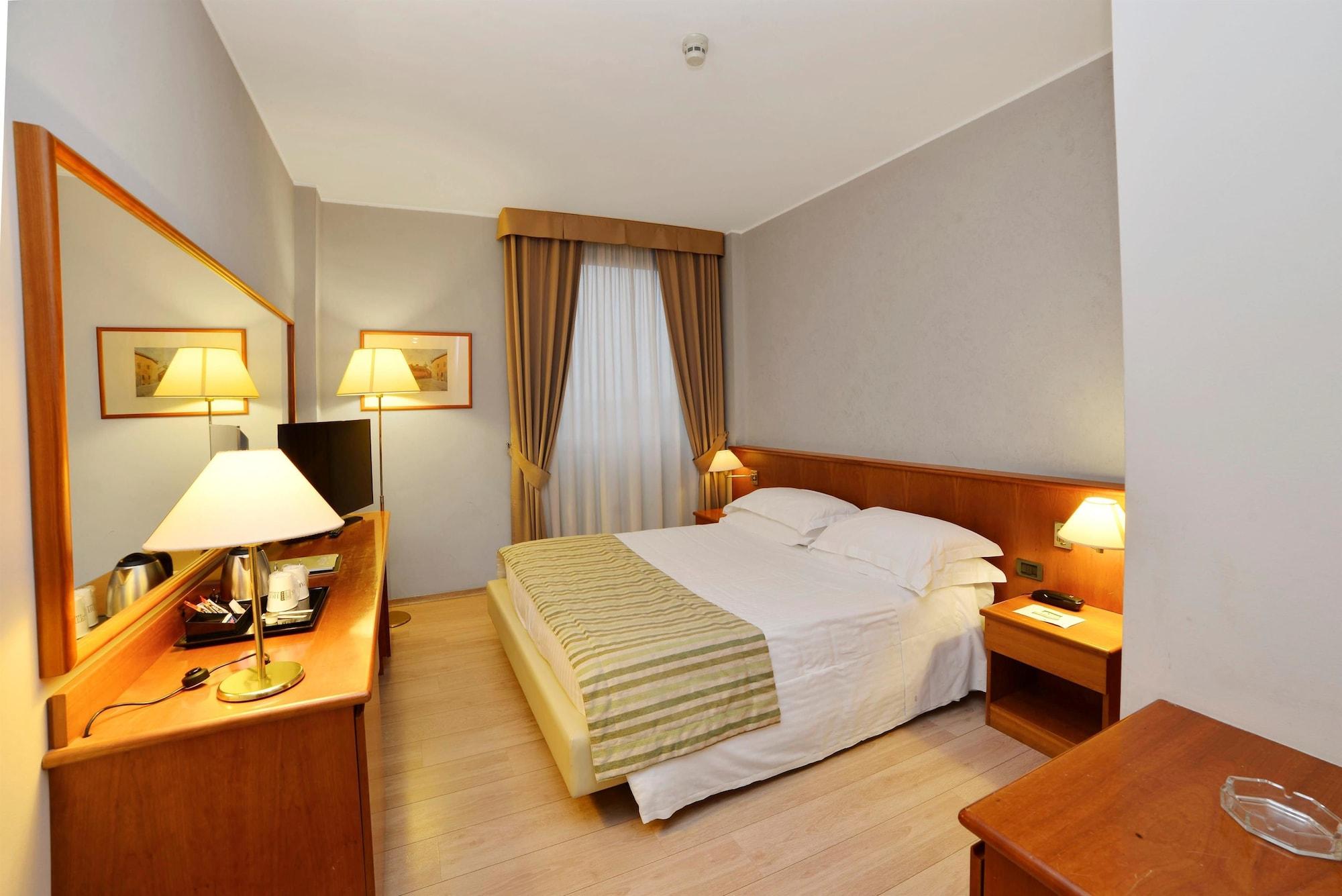 Best Western Park Hotel Piacenza Exterior photo