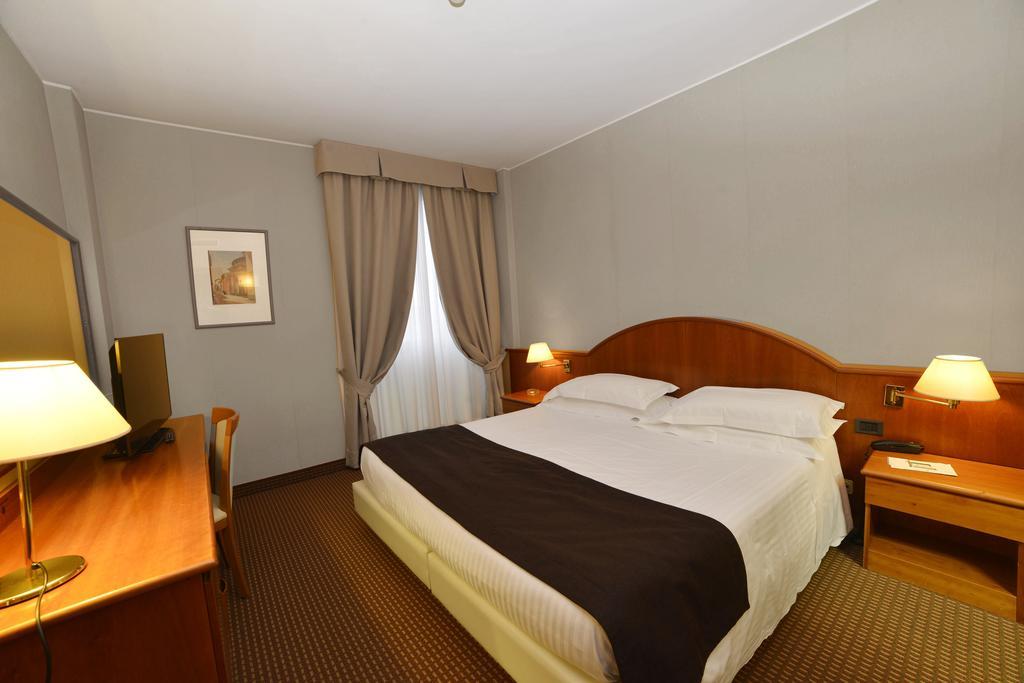 Best Western Park Hotel Piacenza Exterior photo